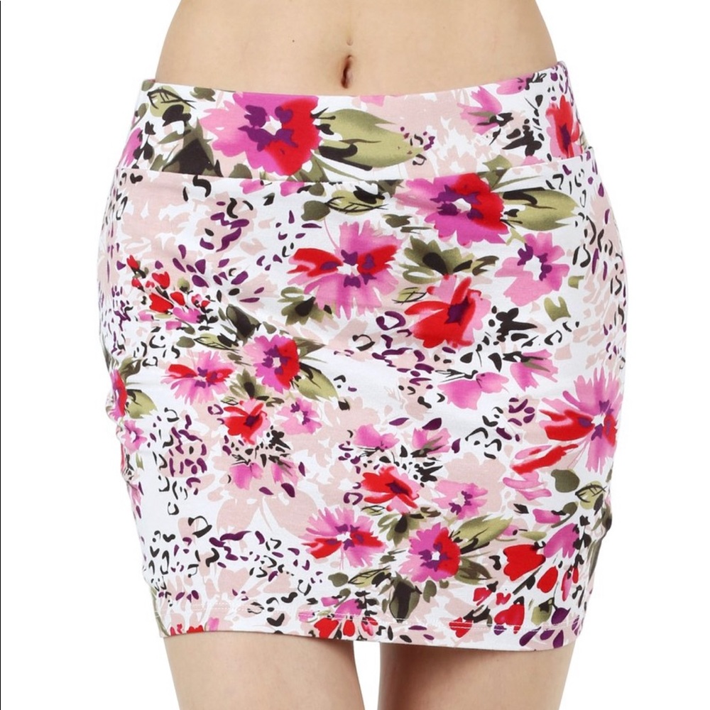 COTTON  FLORAL PRINT MINI SKIRT